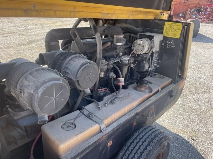 2001-john-deere-5-image-7