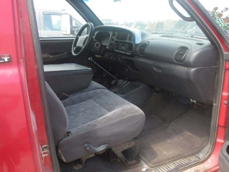 2001-dodge-ram-3500-image-7