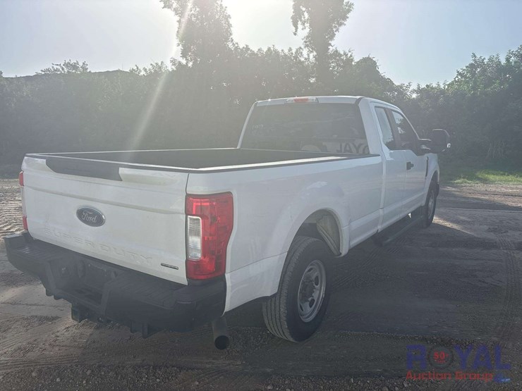 2017-ford-f250-image-3