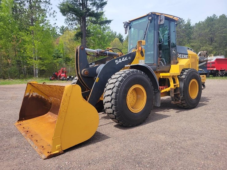 2017-deere-544kii-image-1