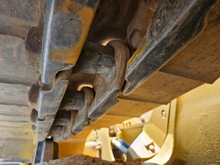 2018-komatsu-d37px-23-image-34