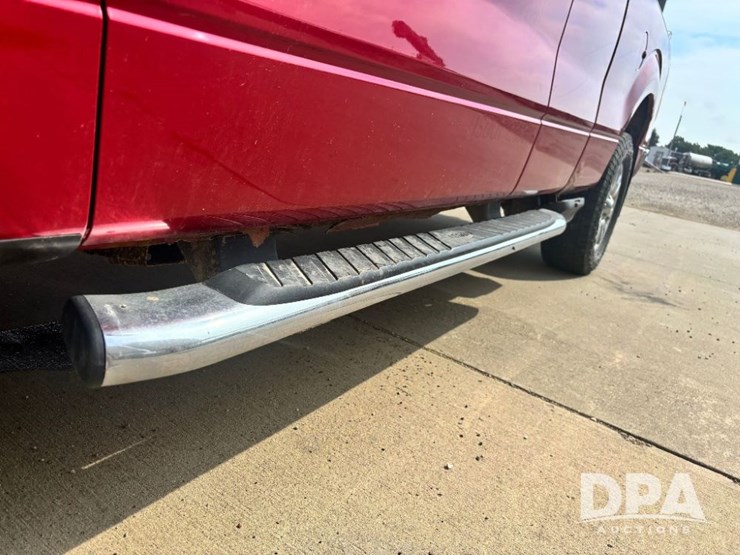 2012-ford-f150-xlt-image-24