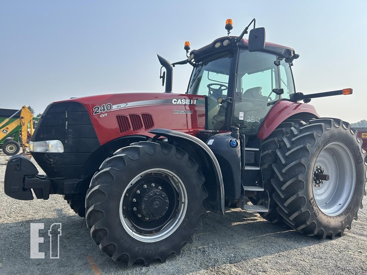 2015-case-ih-magnum-240-cvt-image-1