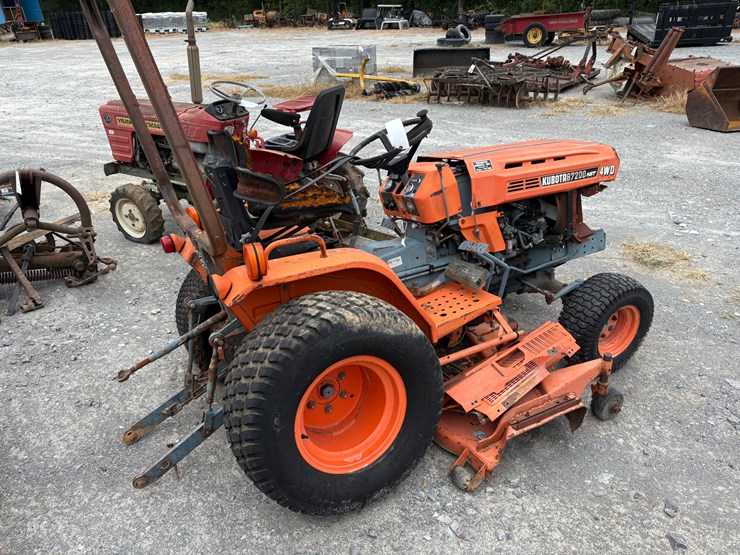 kubota-b7200-image-1