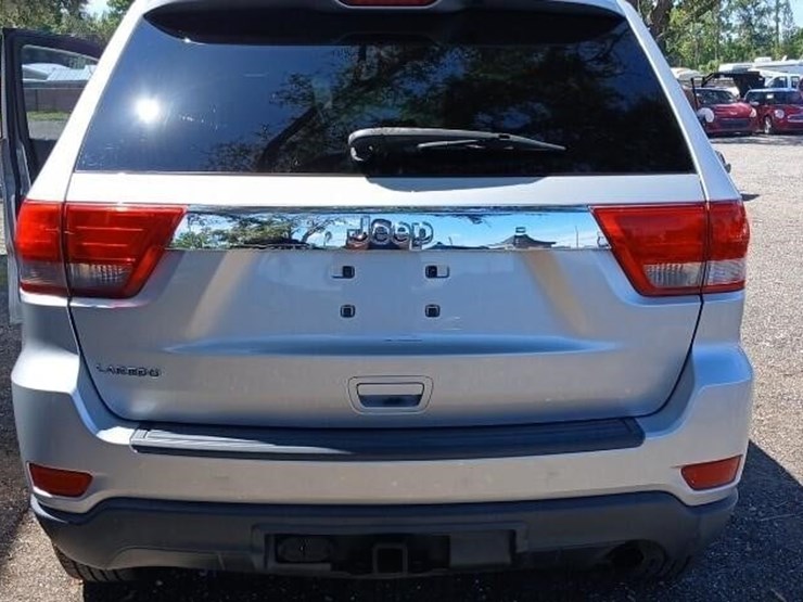 2012-jeep-grand-cherokee-image-6
