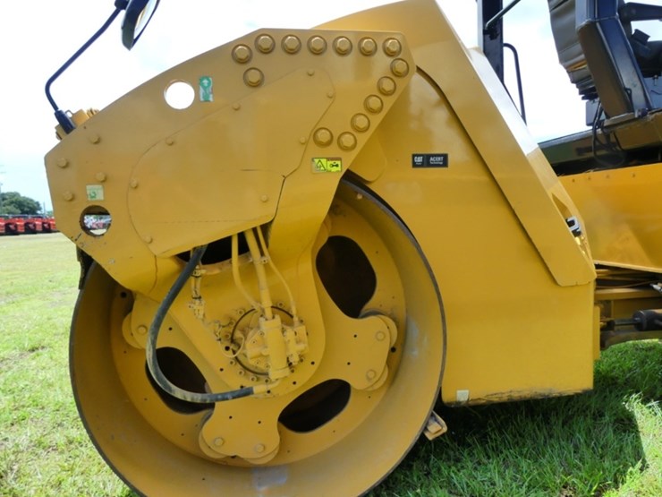 caterpillar-cb54xw-image-6