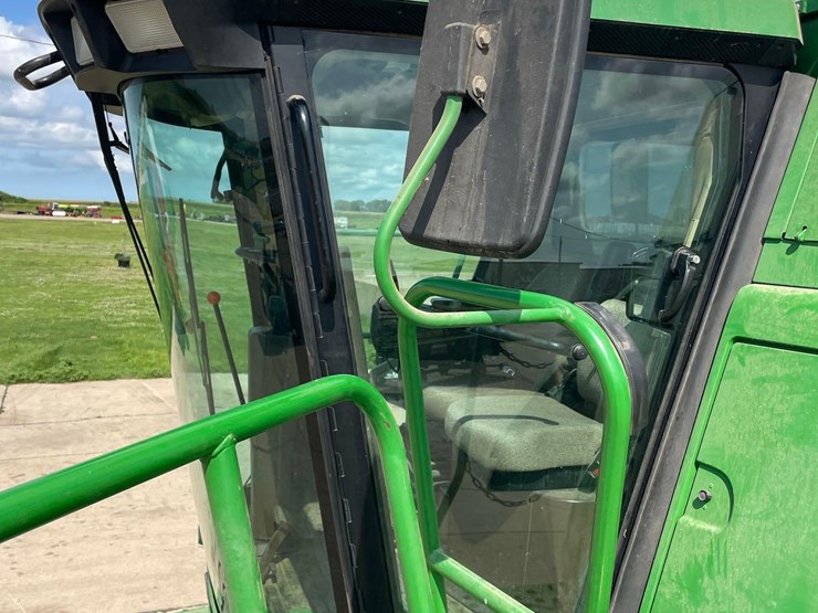 2002-john-deere-9550-image-60