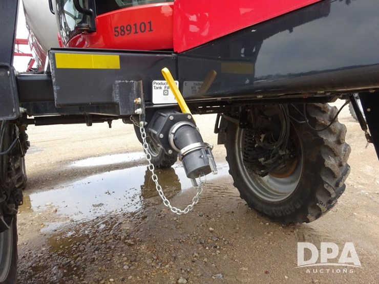 2011-case-ih-patriot-4420-image-69
