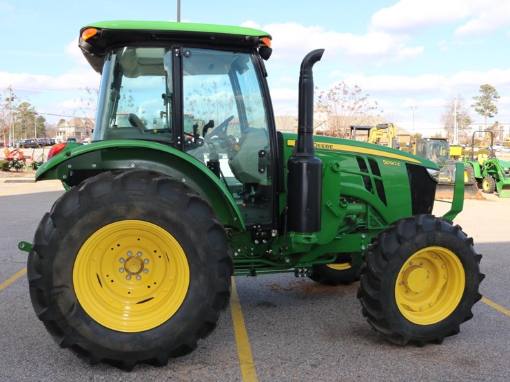 john-deere-5090e-image-4