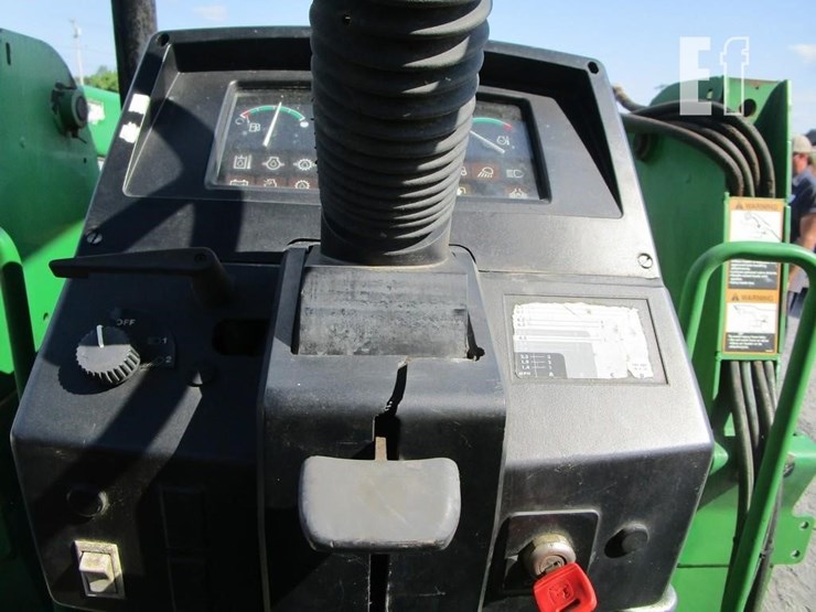 john-deere-6405-image-18