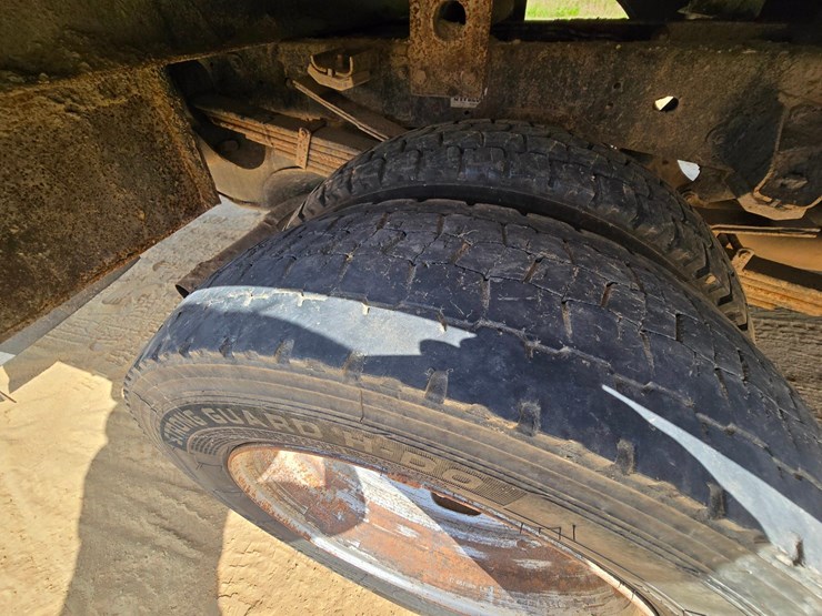 2014-dodge-ram-5500-image-30
