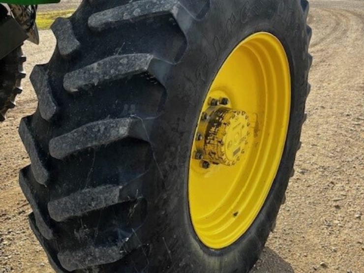 john-deere-4730-image-4
