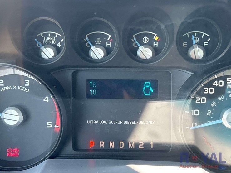 2013-ford-f550-image-10