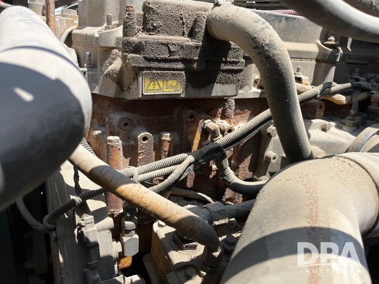 2005-freightliner-truck-(jn2399,-unit-277052)-image-83