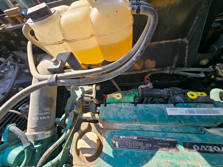 2018-volvo-ec160el-image-43