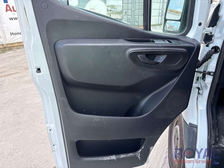 2019-freightliner-sprinter-1500-image-8