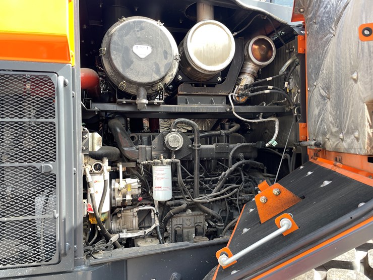 doosan-dl320-7-image-12