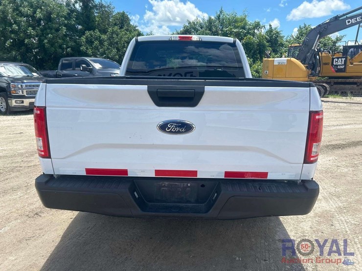 2017-ford-f150-image-22