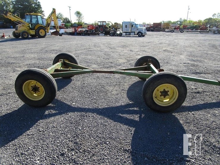 john-deere-1065-image-2