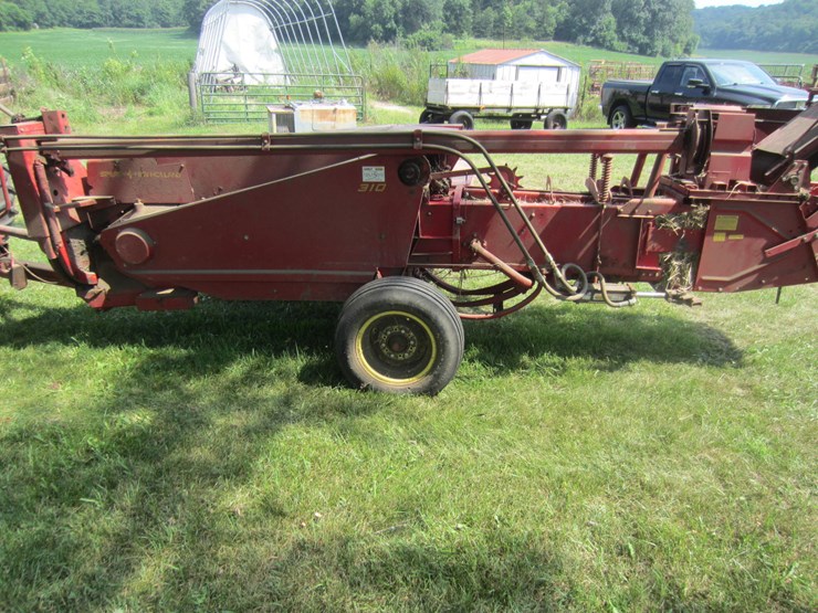 new-holland-310-image-5