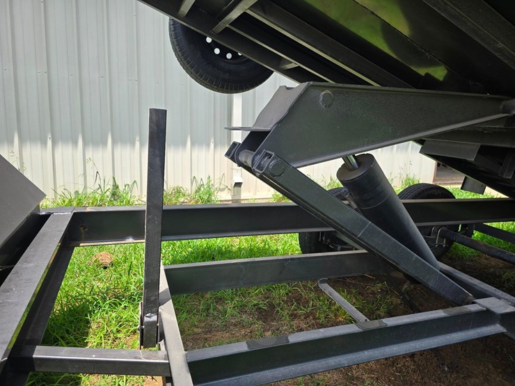 2022-axle-dump-trailer-image-15