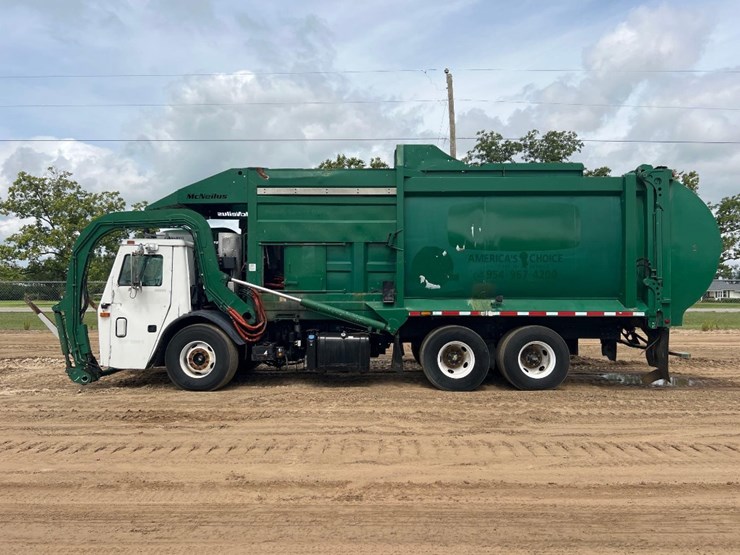 2012-mack-leu613-image-1