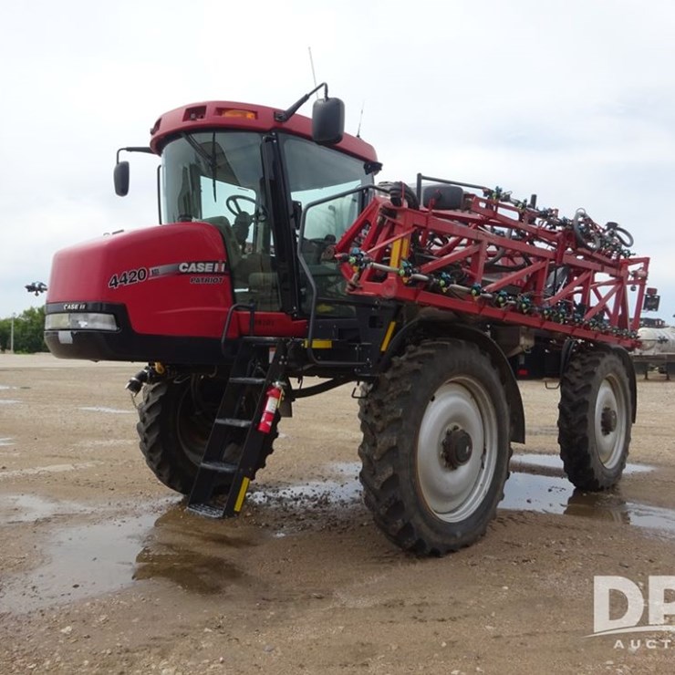 2011 CASE IH PATRIOT 4420
