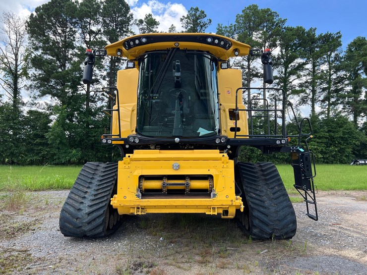 2023-new-holland-cr10.90-image-2