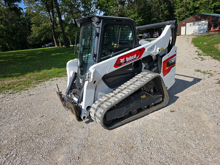 2023-bobcat-t76-image-3