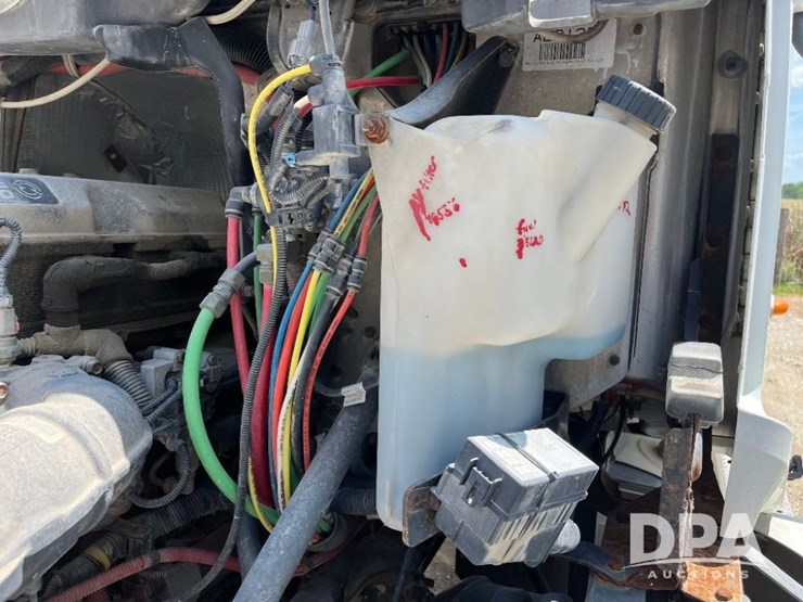 2009-freightliner-truck-(jn2397,-unit-277091)-image-87