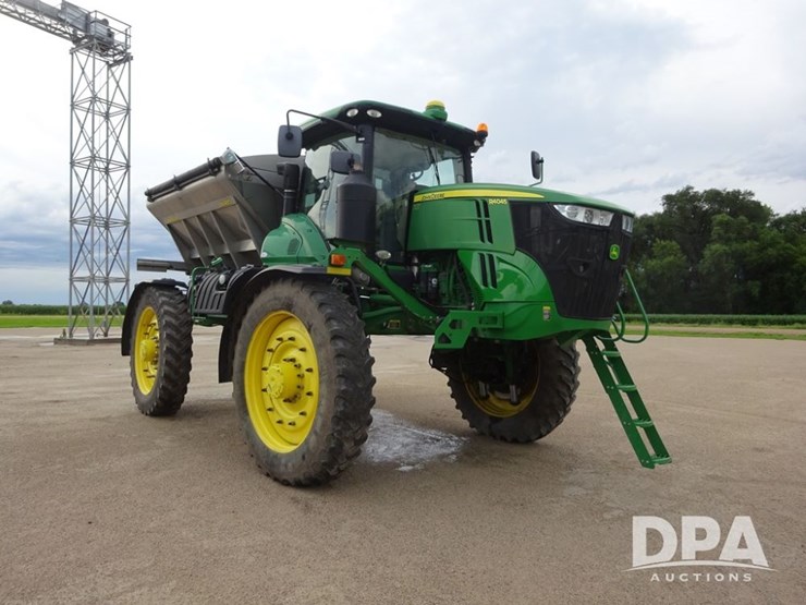 2016-john-deere-r4045-image-10