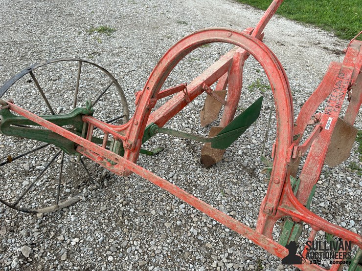 pattee-plow-co-one-row-cultivator-image-11