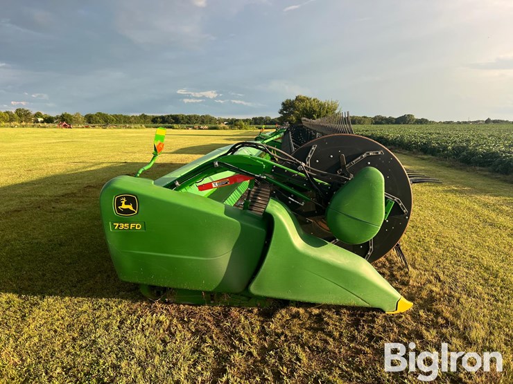 2019-john-deere-740fd-image-4