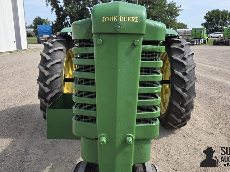 john-deere-b-image-14