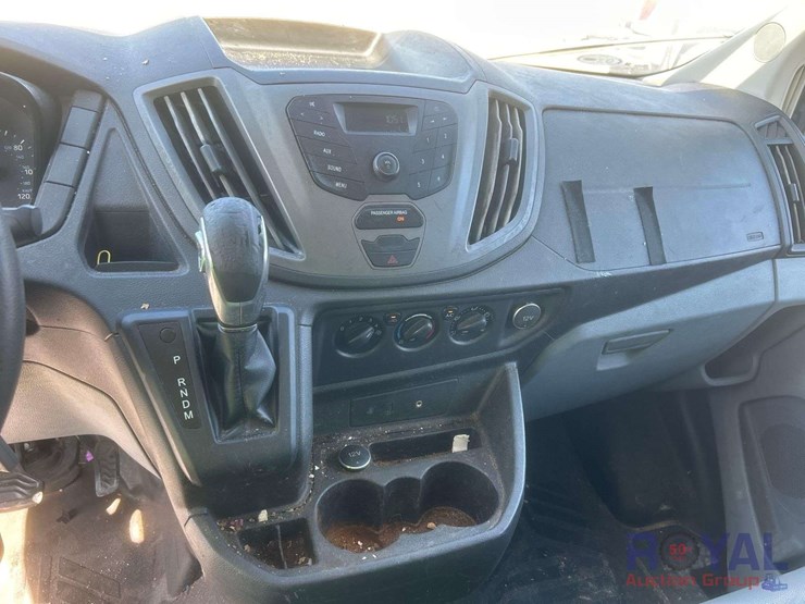 2016-ford-e350-image-15