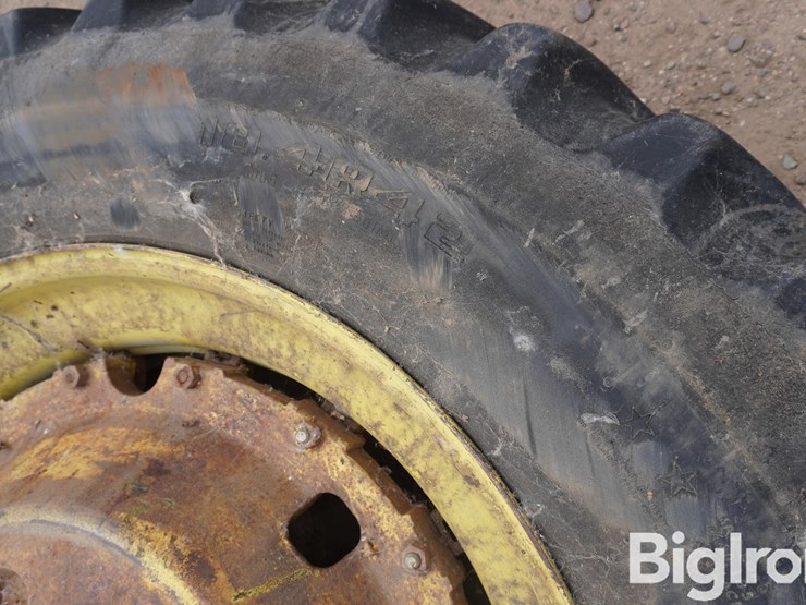 18.4-42-w-38"-jd-centers-tires-image-14