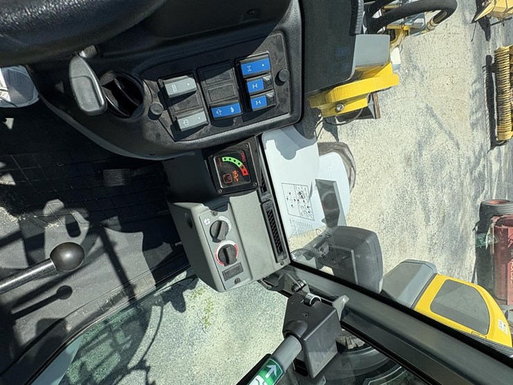 2025-wacker-neuson-8085t-image-14