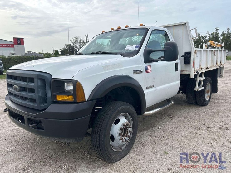 2006-ford-f550-image-1
