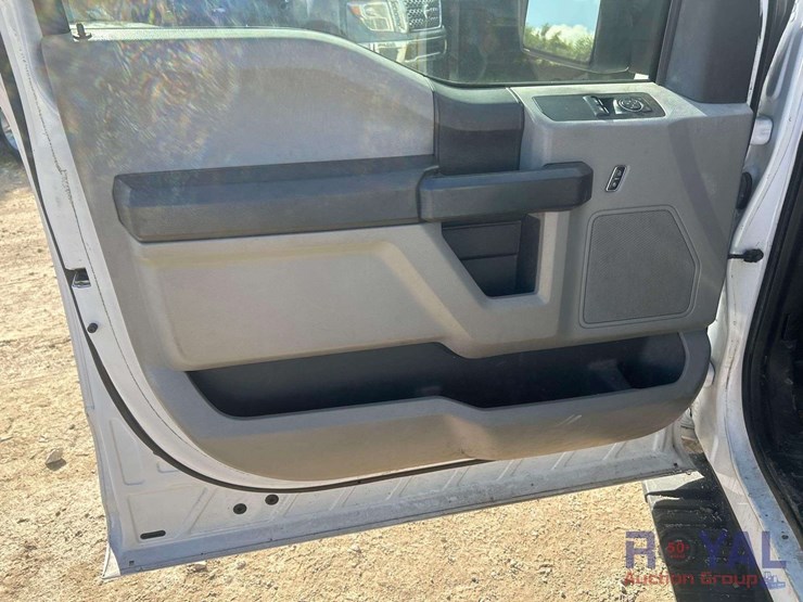 2017-ford-f150-image-6