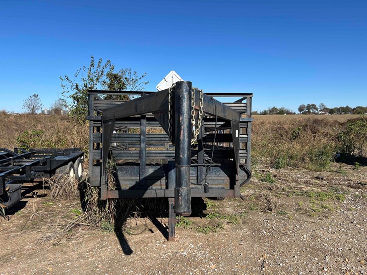 fifth-wheel-multi-use-trailer.-image-2