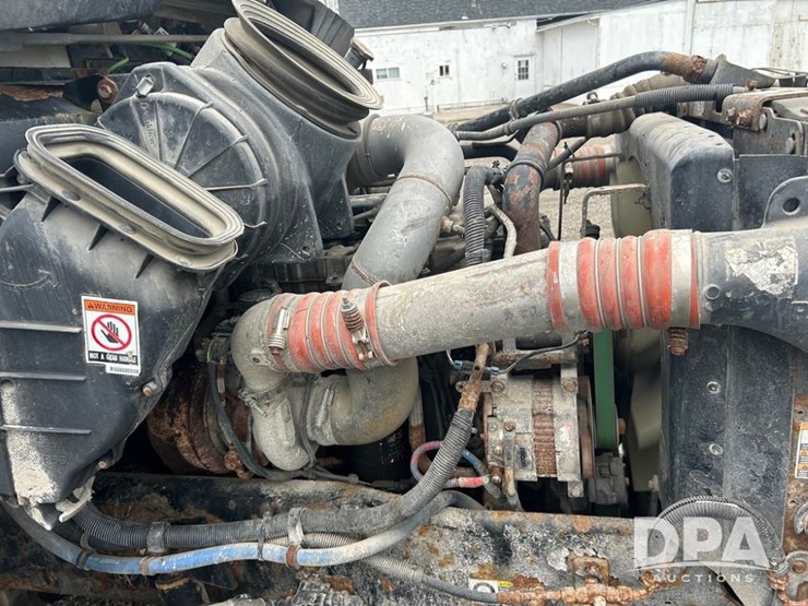 2010-trinity-tank-image-21