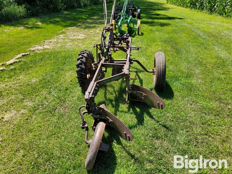 john-deere-44-image-6