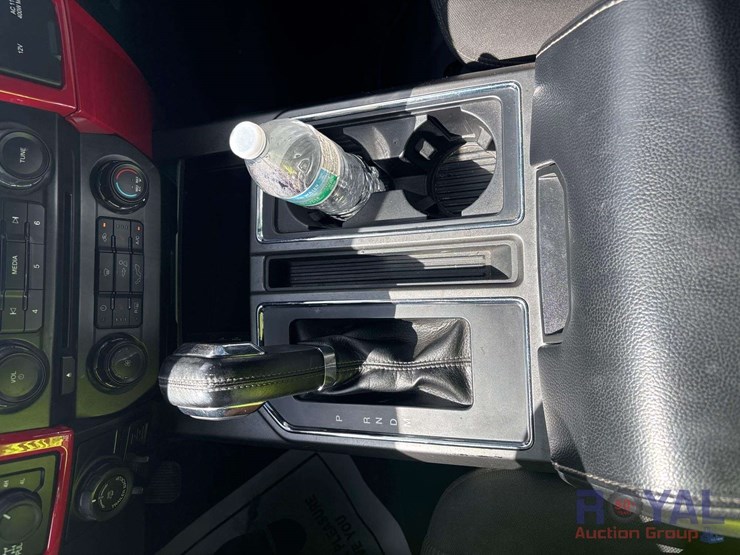 2017-ford-f150-image-15