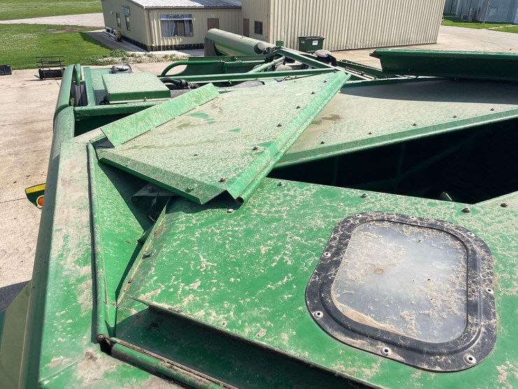 2002-john-deere-9550-image-95