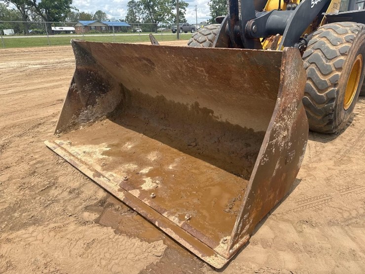 2014-deere-544k-image-21