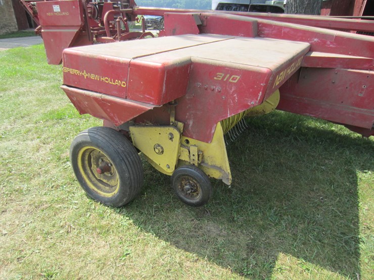 new-holland-310-image-2