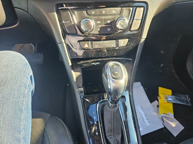 2017-buick-encore-image-32
