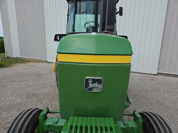 john-deere-4430-image-3