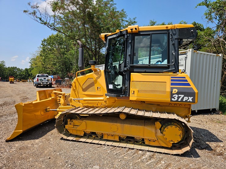 2018-komatsu-d37px-23-image-7