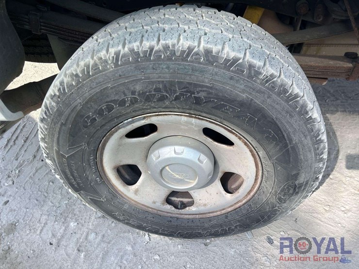 2008-ford-f350-image-25